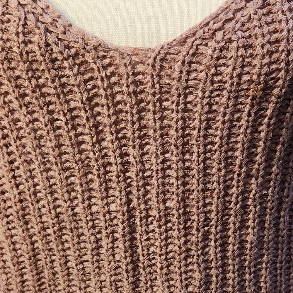 Chunky Knit Cropped Tank – Size M - Picture 3 of 8